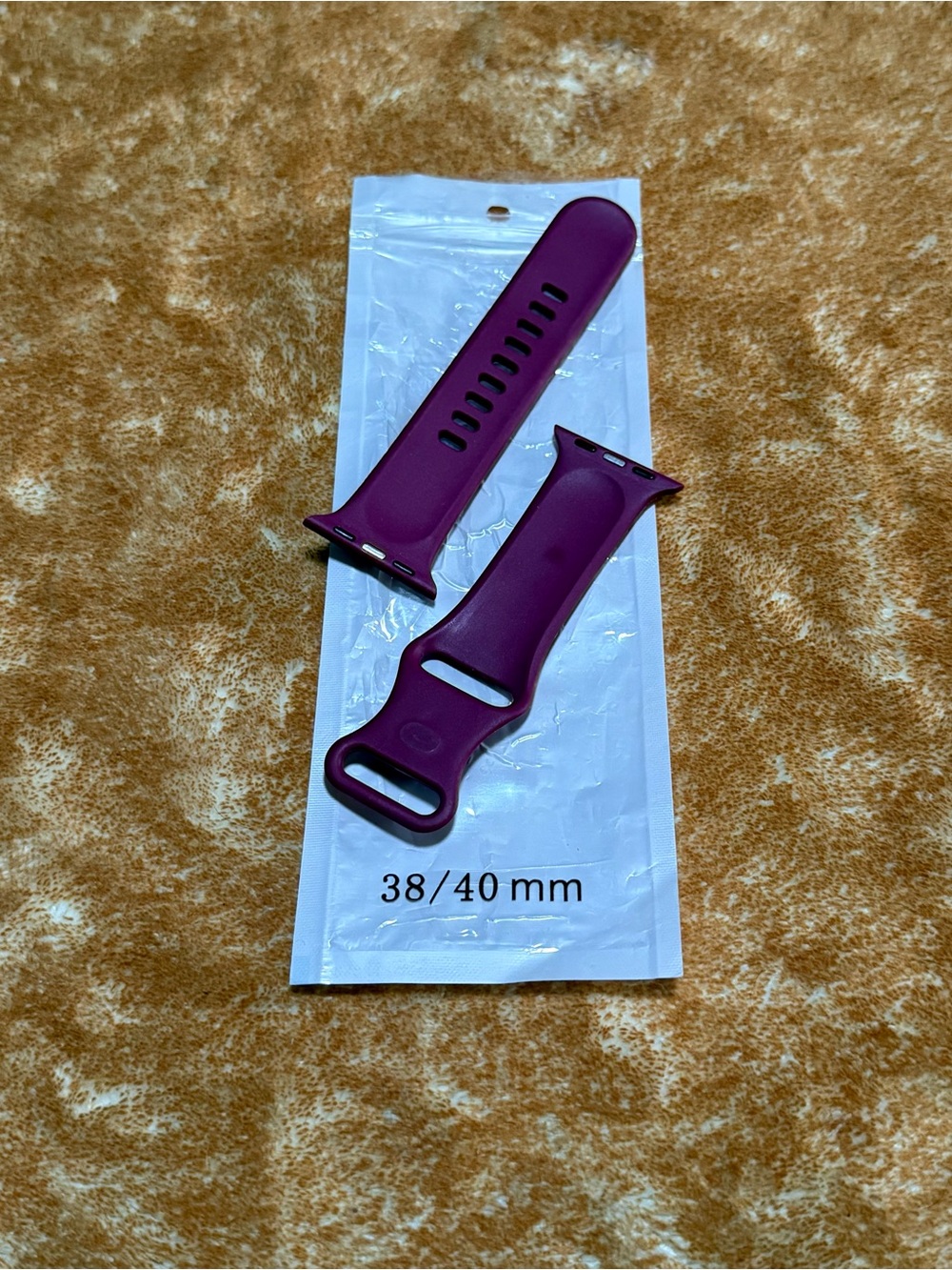 38/40mm Purple Silicone Apple Watch Band - Compatible Smartwatch Strap